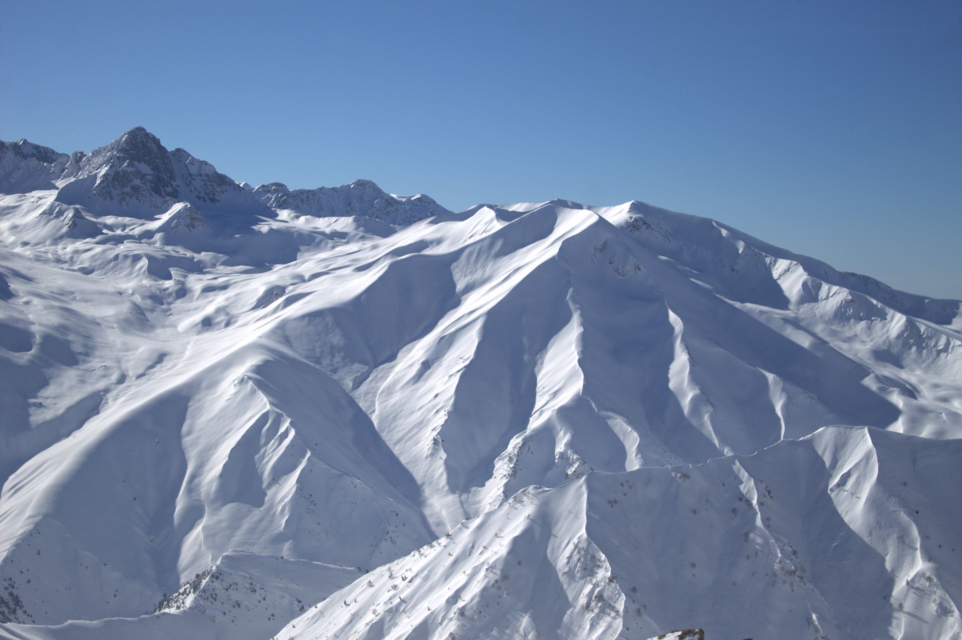 pir panjal snow range — Skiing in Gulmarg
