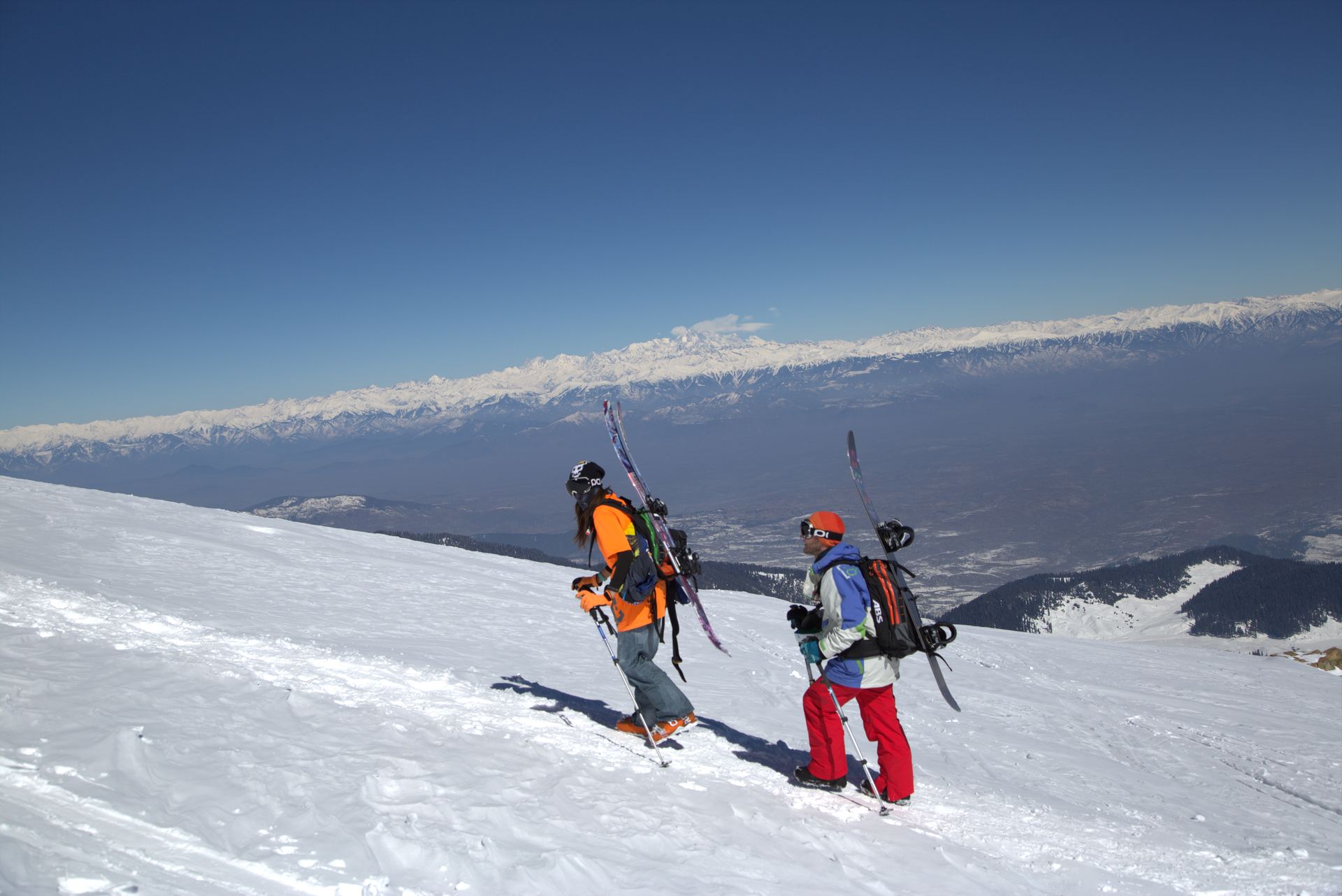 ski tour ascent — Skiing in Gulmarg